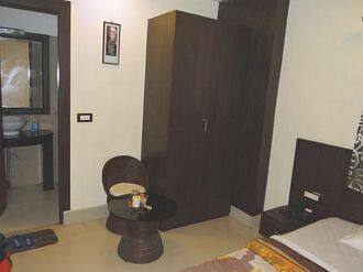 Galaxy Inn Hotel, Agartala 4